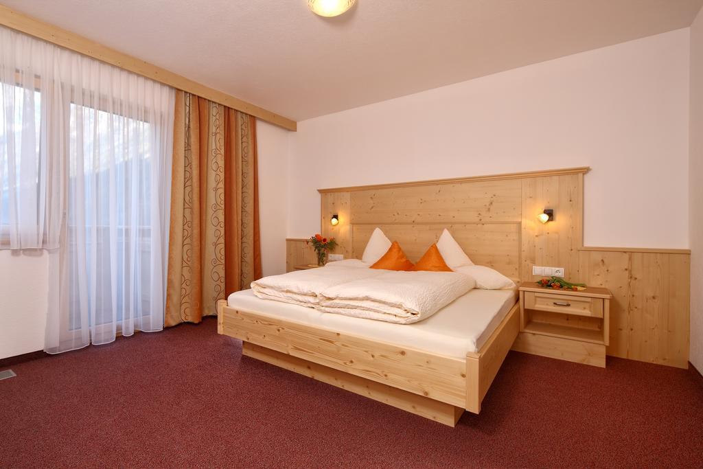 Landhaus Zell Langenfeld Bagian luar foto